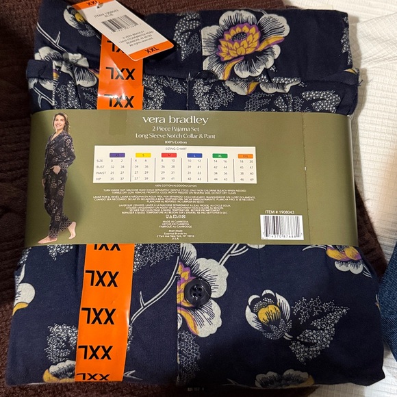 Vera Bradley Pajama Set - Picture 8 of 9